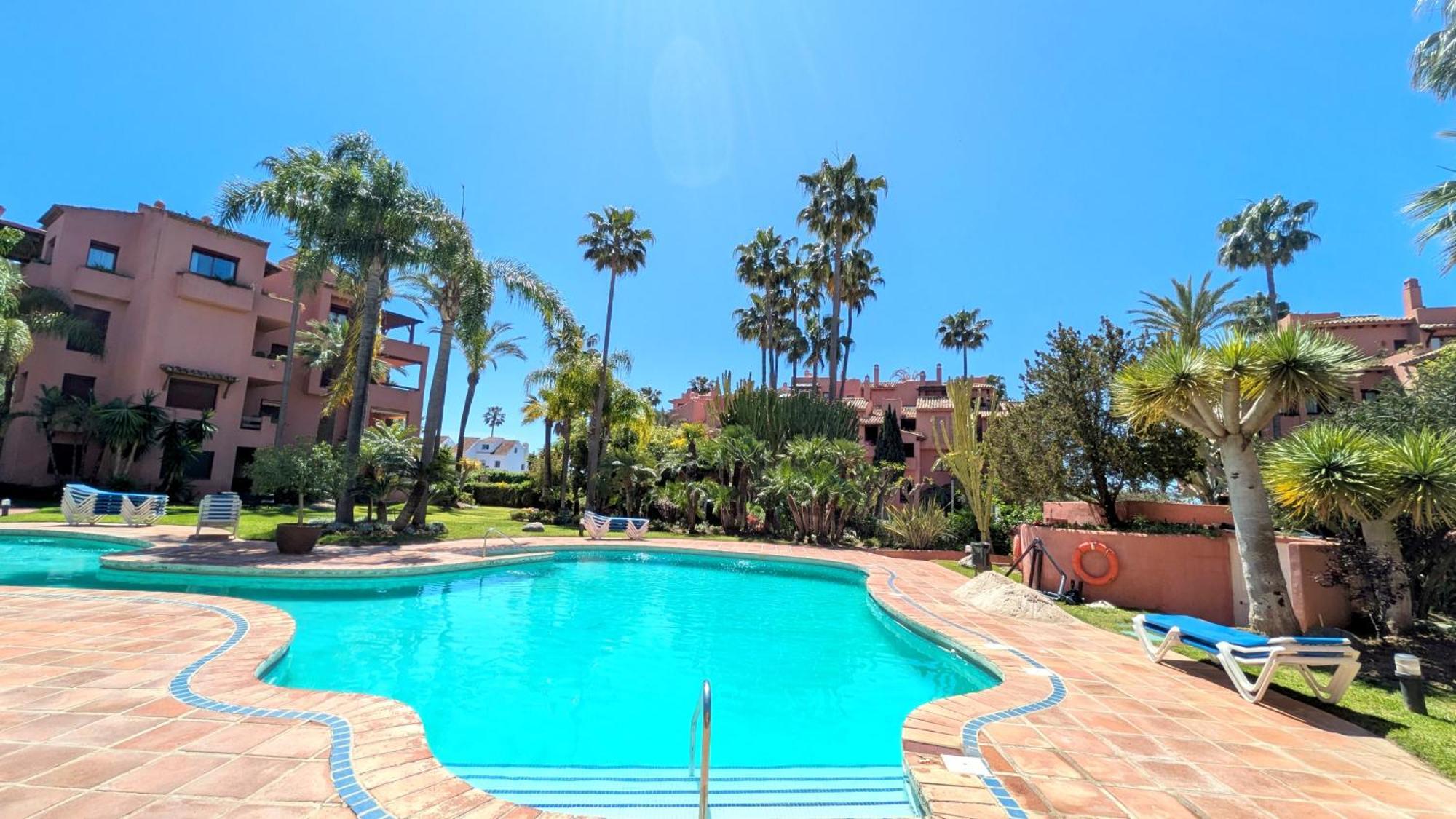 Marbella Bliss 2 Min To Alicate Beach And Pool In Residence Eksteriør bilde